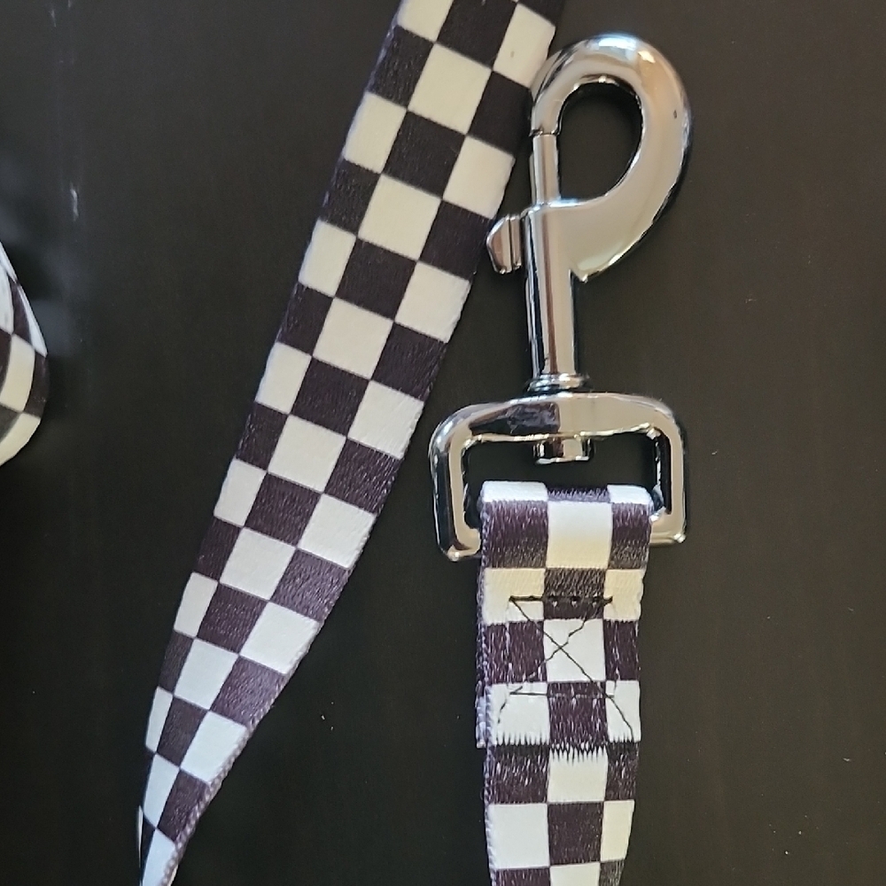 Checkered Dog Leash - Picture 4 of 5